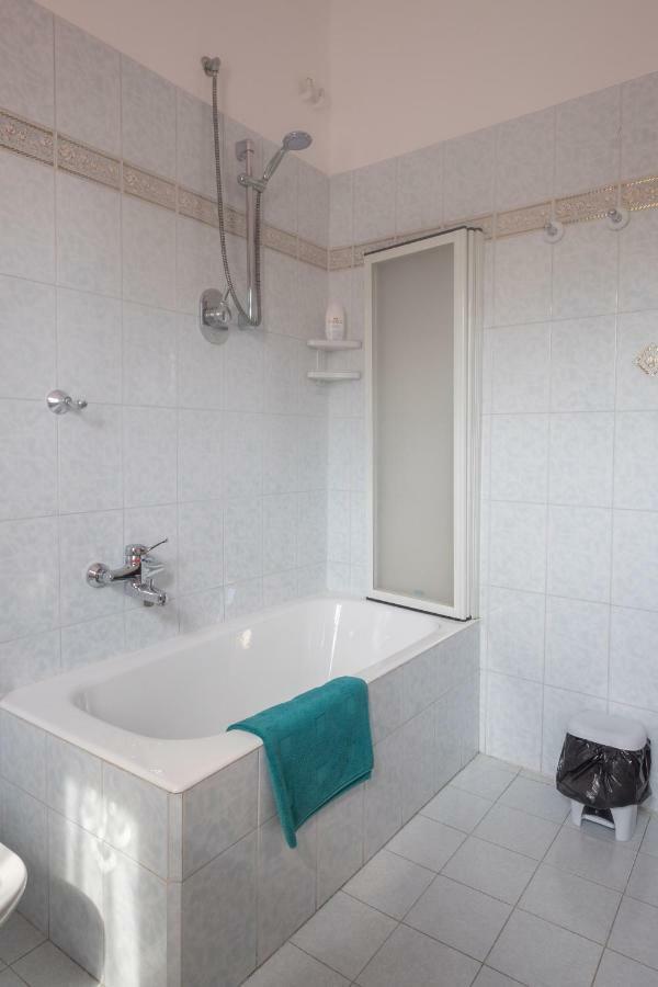 B&B Le Camelie Bareggio Ngoại thất bức ảnh