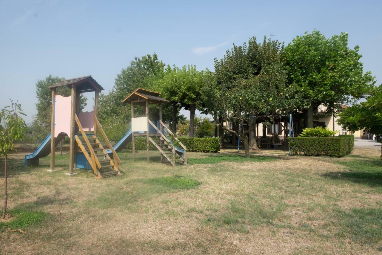 B&B Le Camelie Bareggio Ngoại thất bức ảnh